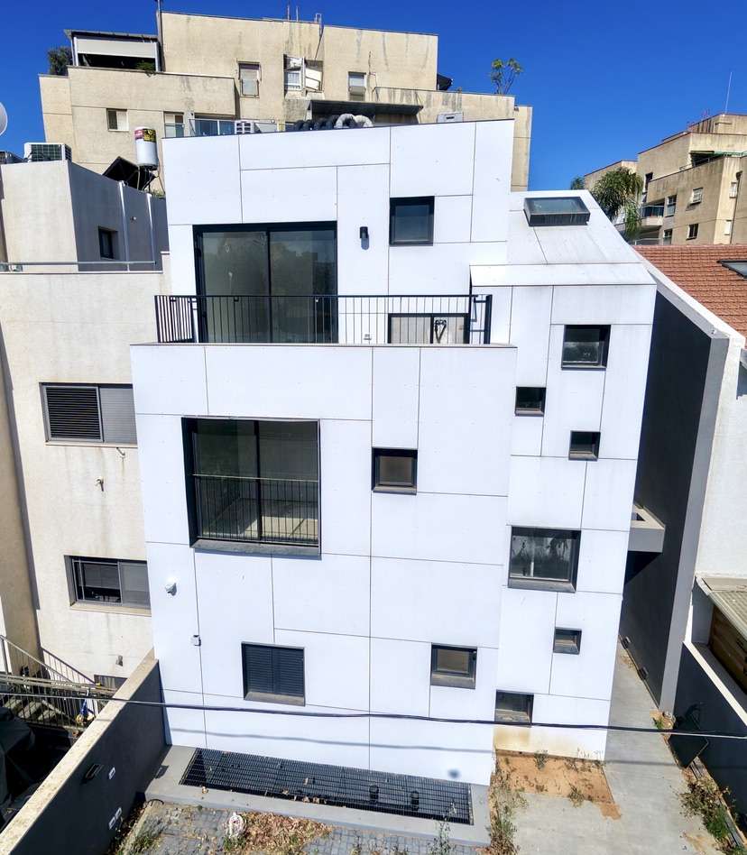 Private house in Kiryat Ono